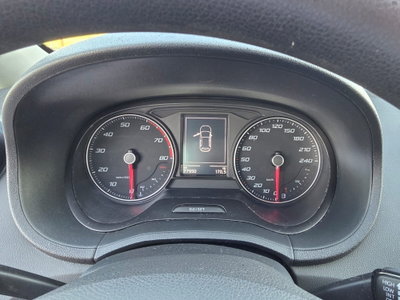 SEAT Ibiza 1.4 16V 3p. Stylance DUAL (4)