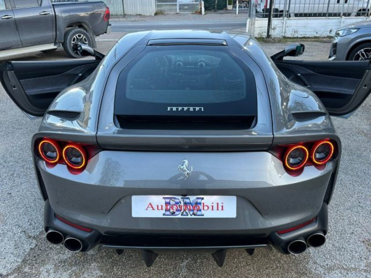 Ferrari 812 Coupé 812 Superfast (10)