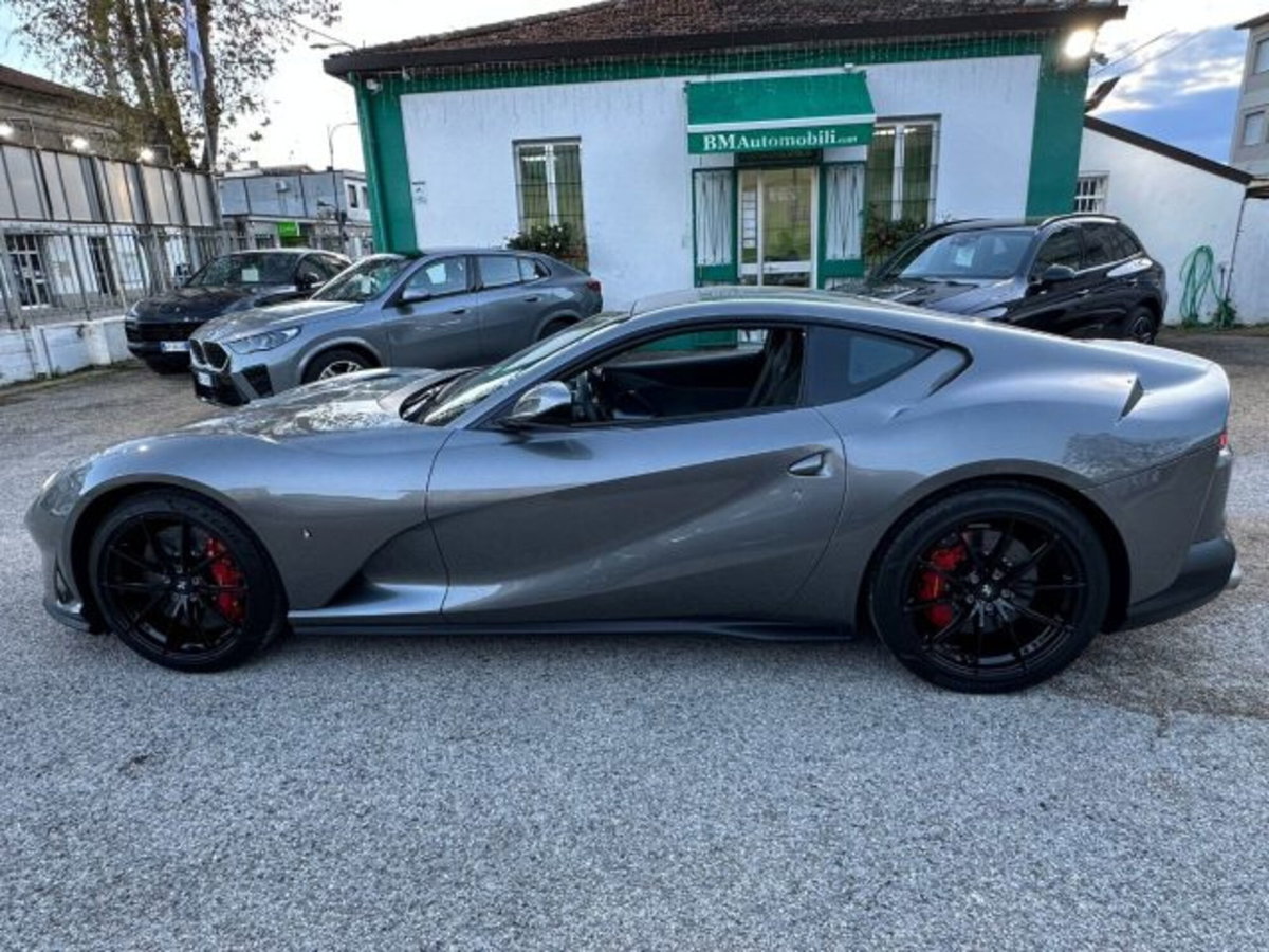 Ferrari 812 Coupé 812 Superfast (11)