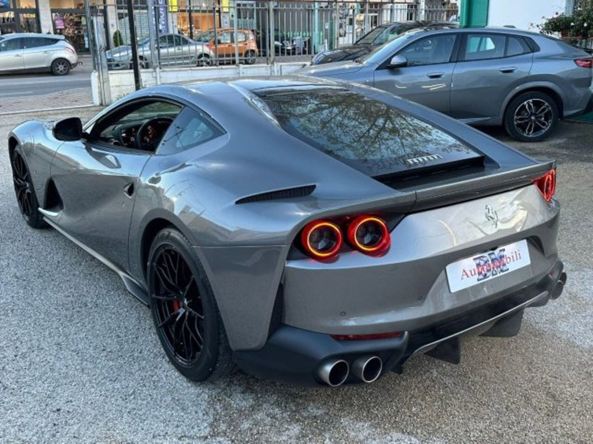 Ferrari 812 Coupé 812 Superfast (4)