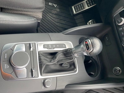 Audi A3 Sportback 30 TDI S tronic Sport (13)