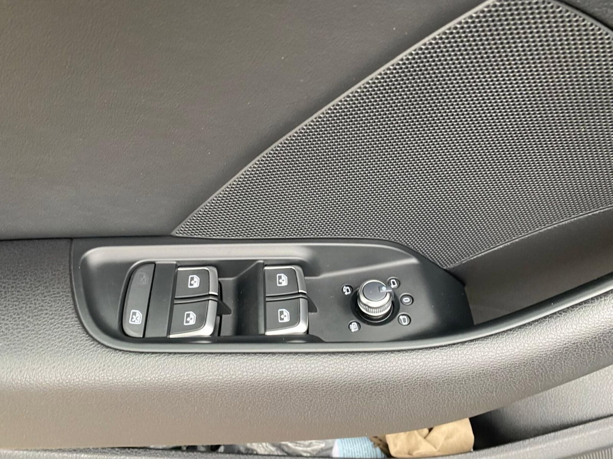 Audi A3 Sportback 30 TDI S tronic Sport (14)