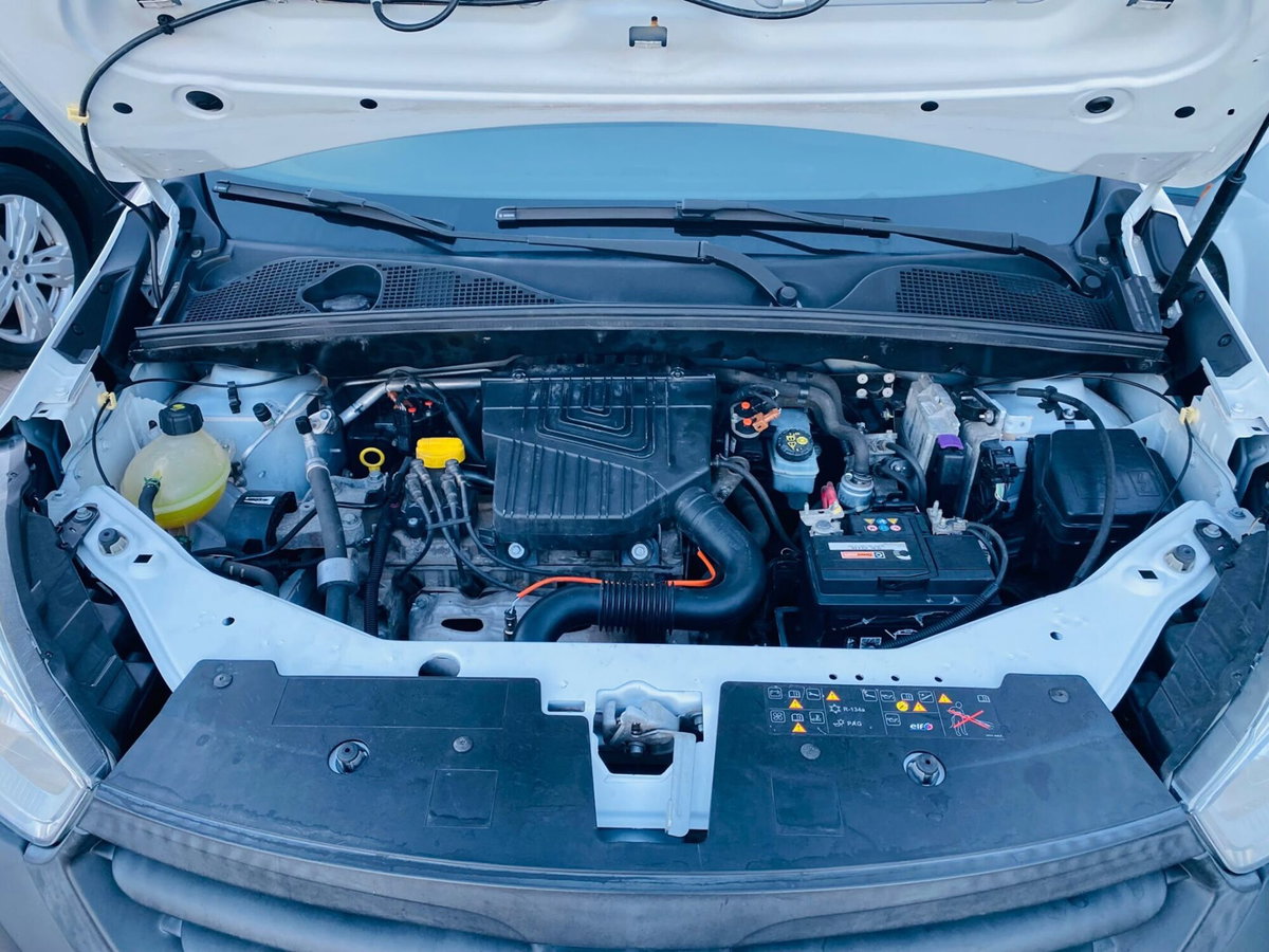 Dacia Dokker 1.6 8V 85CV GPL Ambiance (8)