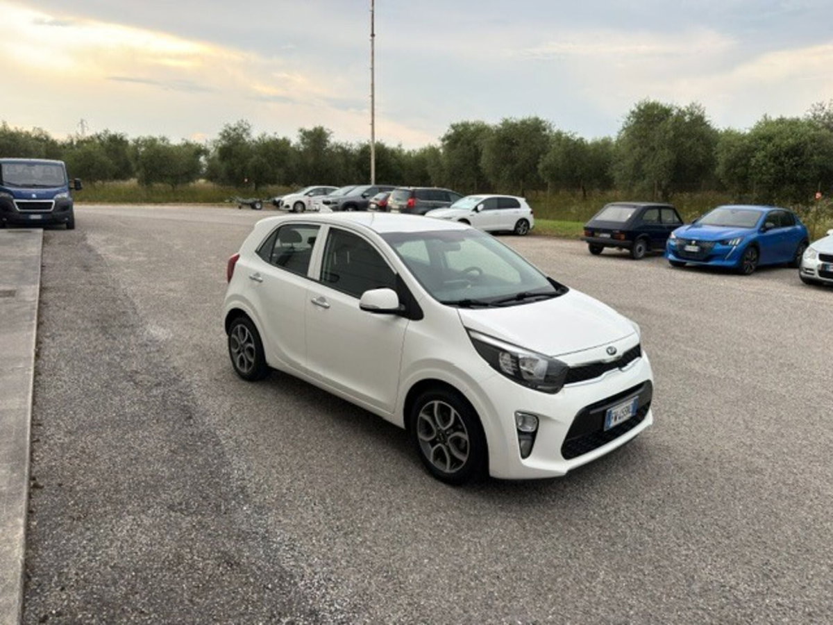 Kia Picanto 1.0 12V 5 porte X Line (3)