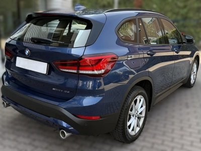 BMW X1 sDrive18d Advantage (9)