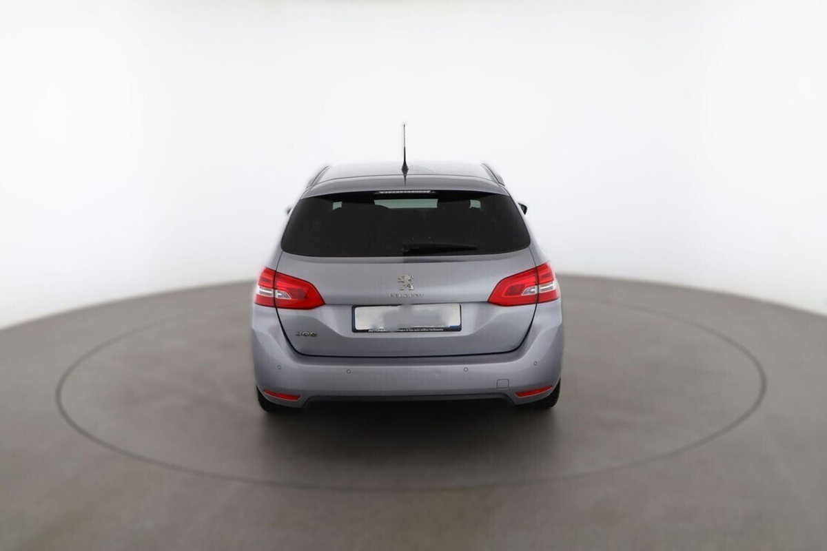 Peugeot 308 SW BlueHDi 130 S&S Allure (8)