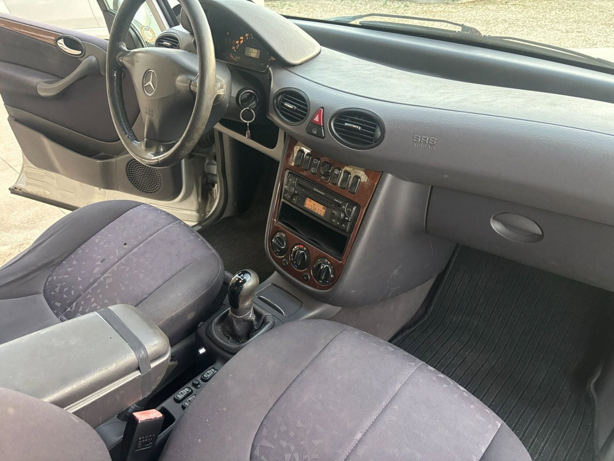 Mercedes-Benz Classe A 170 CDI cat Elegance (10)