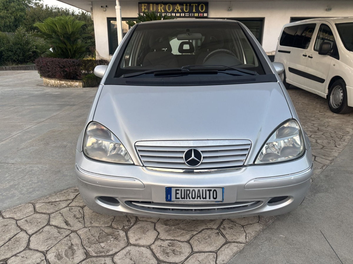 Mercedes-Benz Classe A 170 CDI cat Elegance (2)