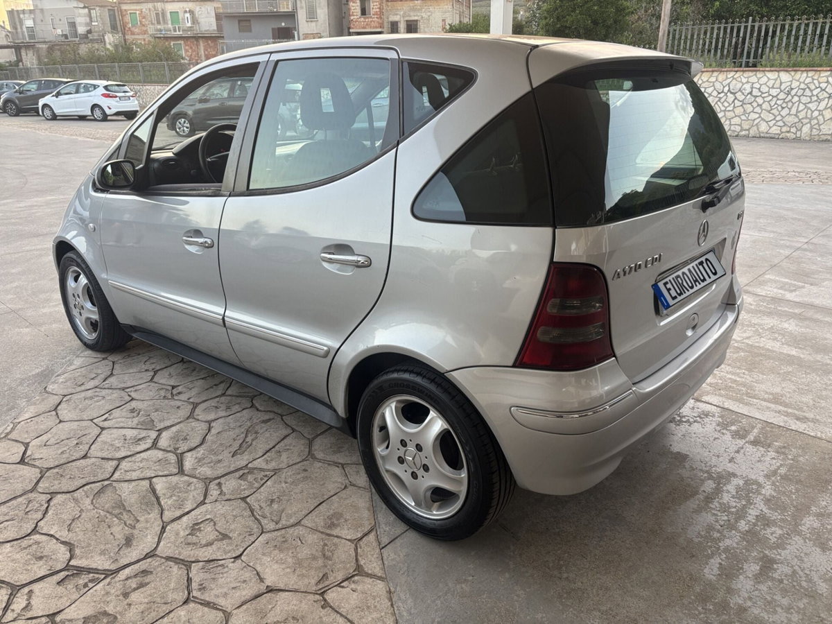 Mercedes-Benz Classe A 170 CDI cat Elegance (6)