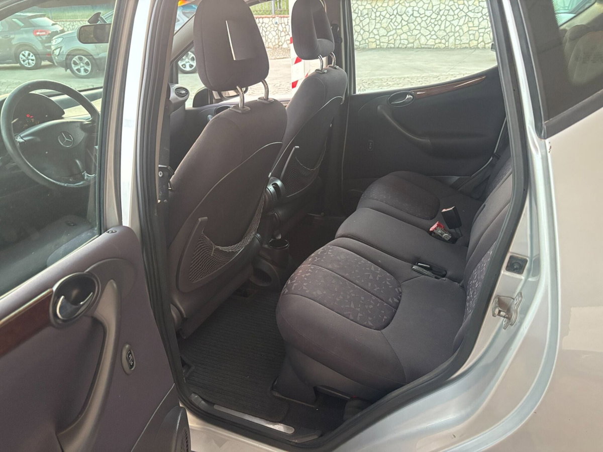 Mercedes-Benz Classe A 170 CDI cat Elegance (8)