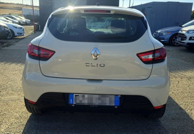 Renault Clio 1.2 75 CV 5 porte Duel (13)