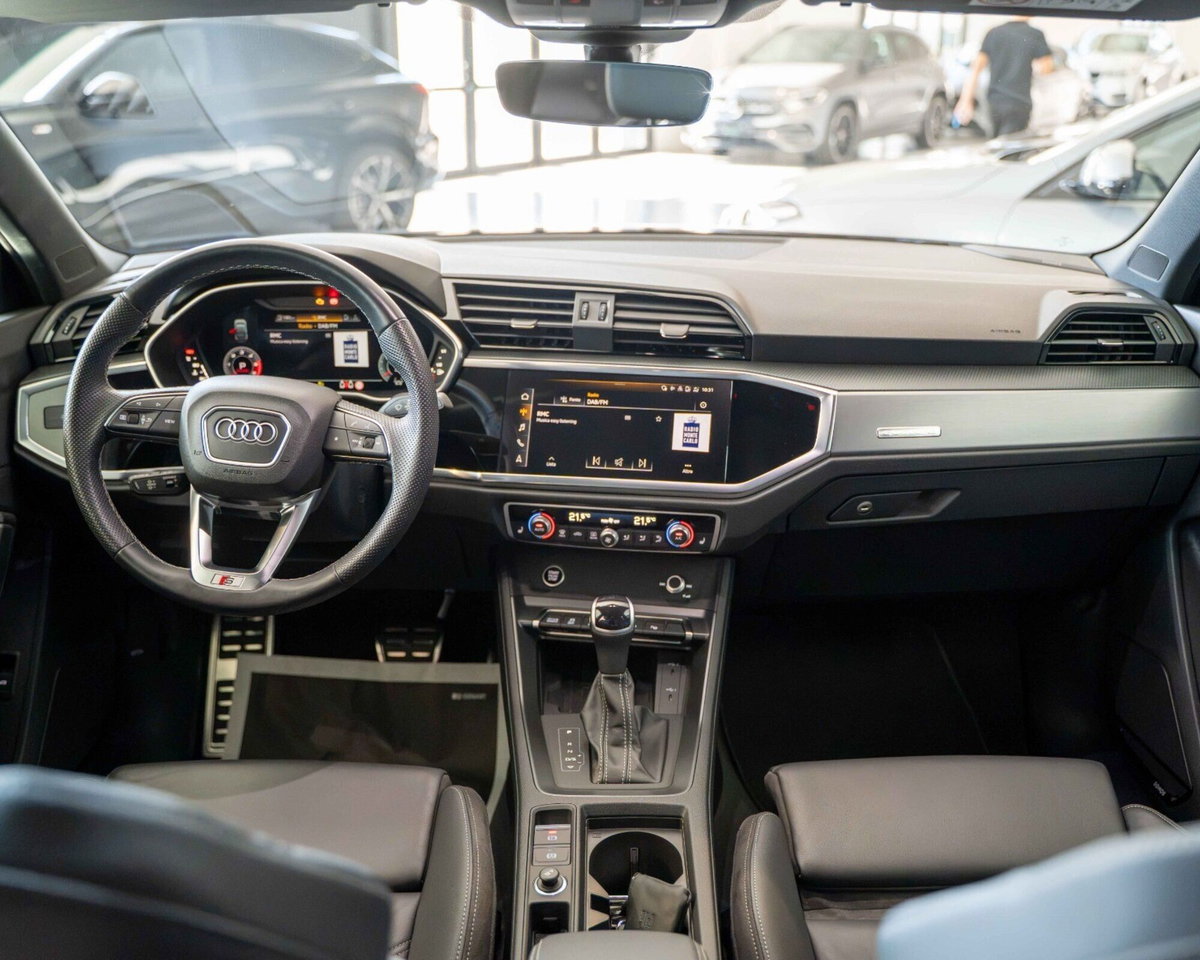 Audi Q3 Sportback 40 TDI quattro S tronic S line edition (10)