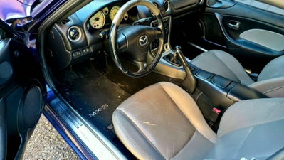 Mazda MX-5 1.6i 16V cat The Bridge (2)