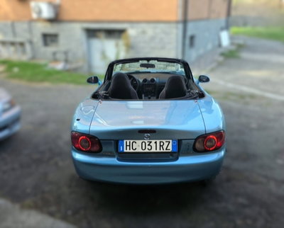 Mazda MX-5 1.6i 16V cat Rainbow (11)