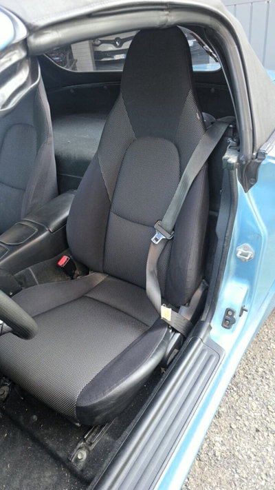 Mazda MX-5 1.6i 16V cat Rainbow (5)