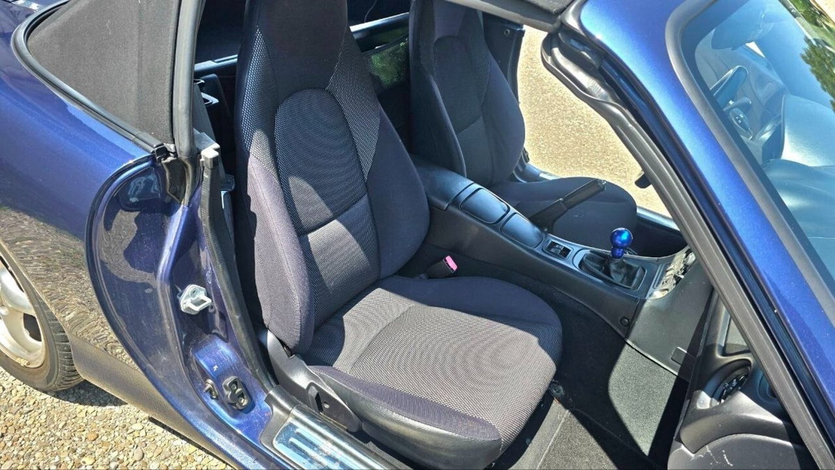 Mazda MX-5 1.6i 16V cat Twins (12)