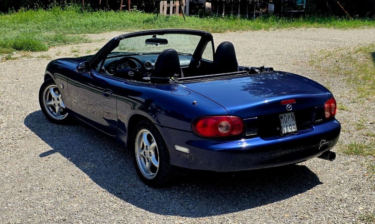Mazda MX-5 1.6i 16V cat Twins (14)