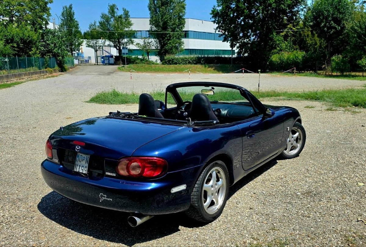 Mazda MX-5 1.6i 16V cat Twins (16)