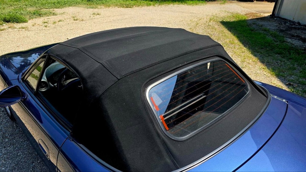 Mazda MX-5 1.6i 16V cat Twins (3)