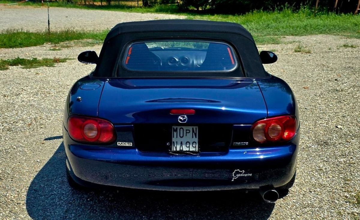 Mazda MX-5 1.6i 16V cat Twins (8)
