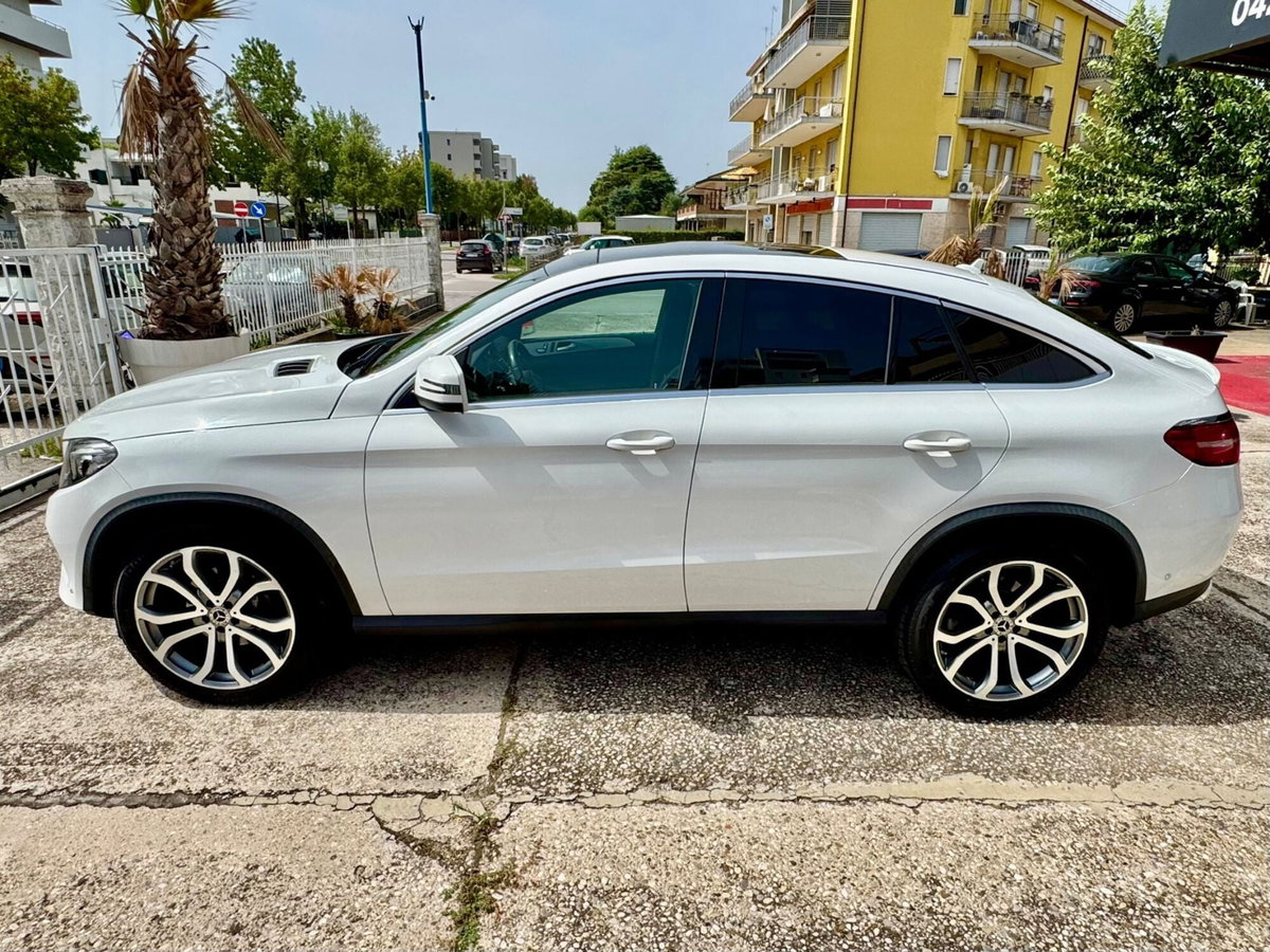 Mercedes-Benz GLE Coupé 350 d 4Matic Coupé Exclusive (3)