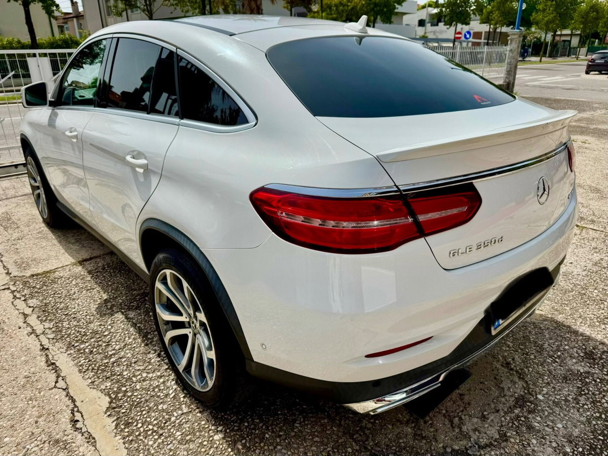 Mercedes-Benz GLE Coupé 350 d 4Matic Coupé Exclusive (4)