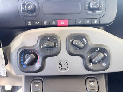 Fiat Panda 0.9 TwinAir Turbo Natural Power Lounge (16)