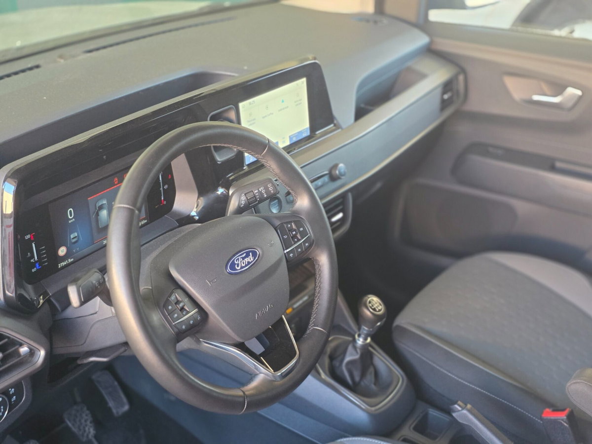 Ford Tourneo Courier 1.0 EcoBoost 100 CV Plus (12)