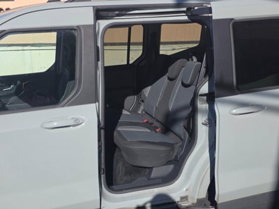 Ford Tourneo Courier 1.0 EcoBoost 100 CV Plus (4)