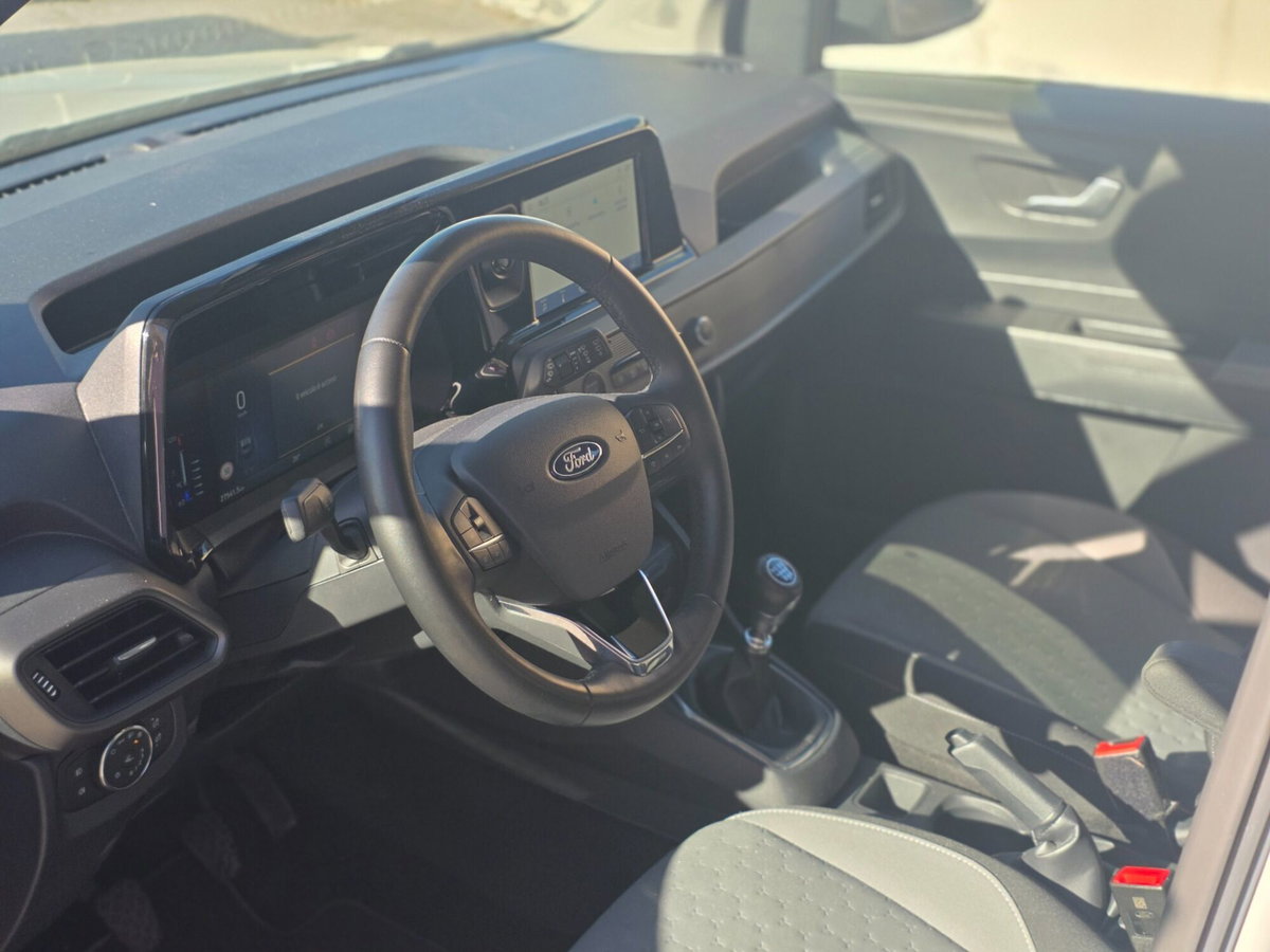 Ford Tourneo Courier 1.0 EcoBoost 100 CV Plus (9)