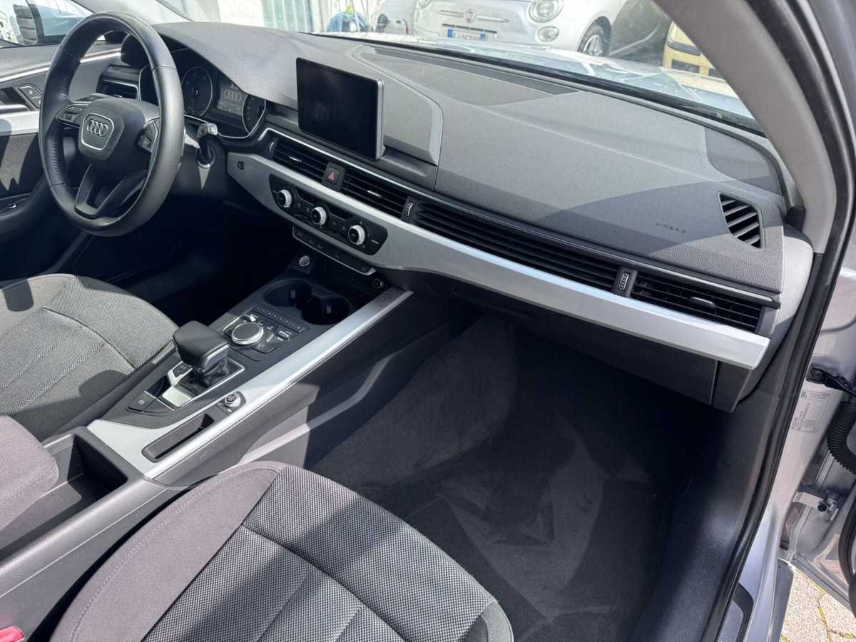 Audi A4 Avant 2.0 TDI 122 CV S tronic Business (11)