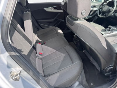 Audi A4 Avant 2.0 TDI 122 CV S tronic Business (12)