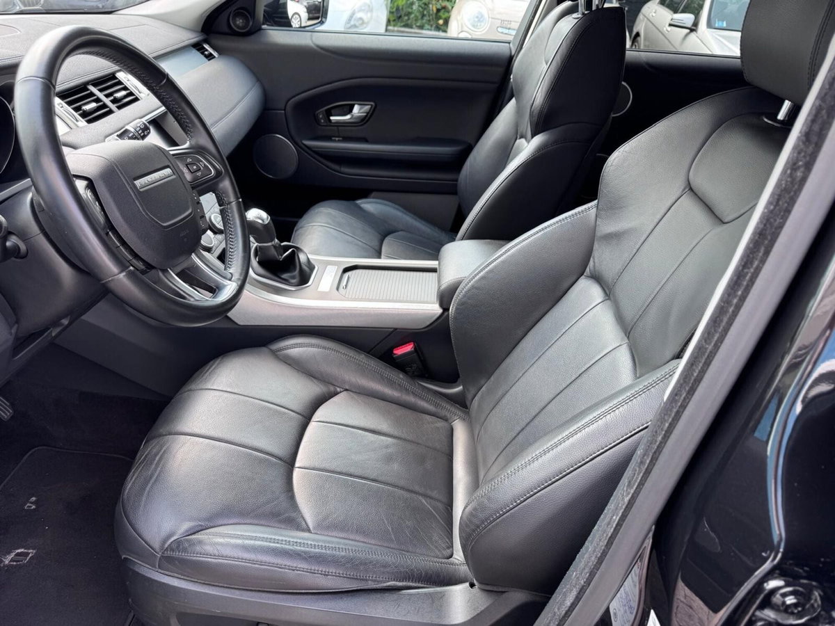 Land Rover Range Rover Evoque 2.0 eD4 5p. Pure (7)