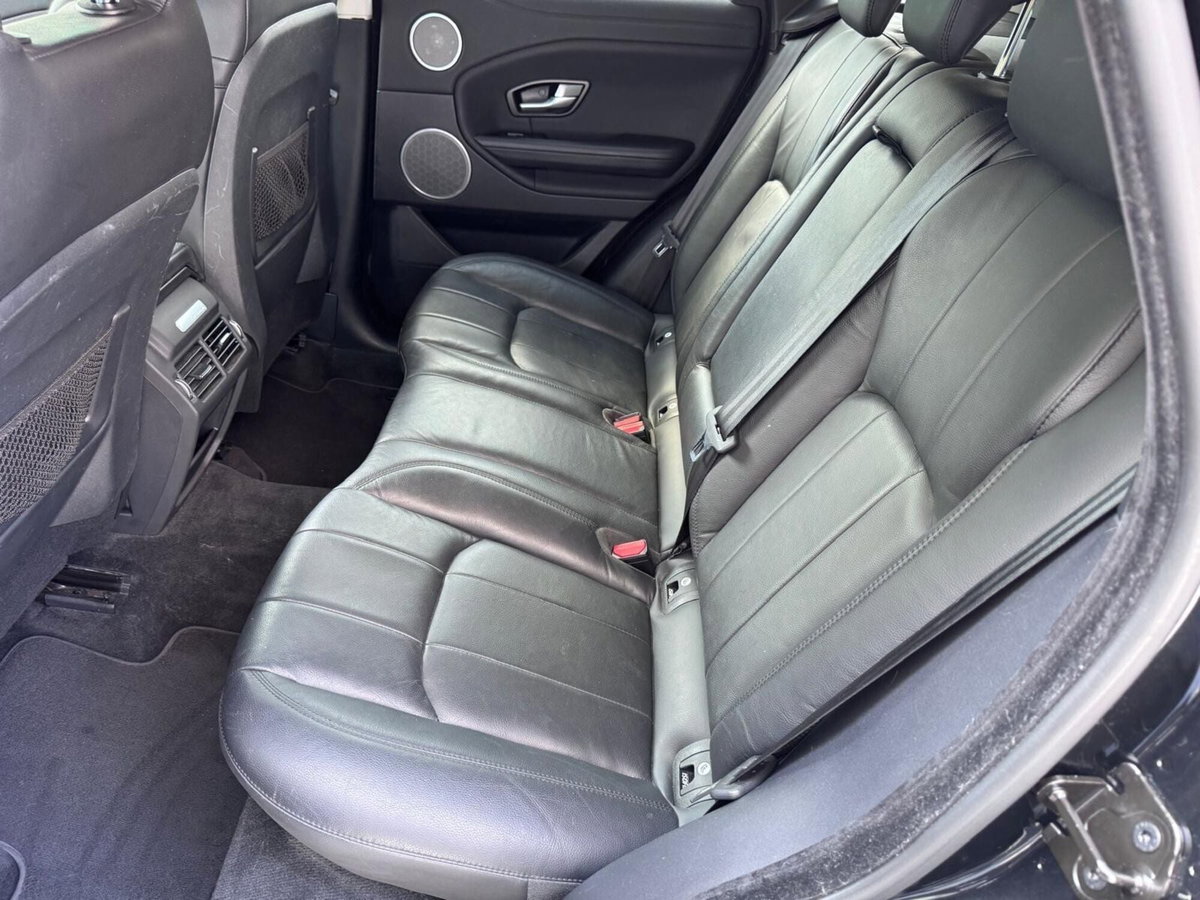 Land Rover Range Rover Evoque 2.0 eD4 5p. Pure (9)