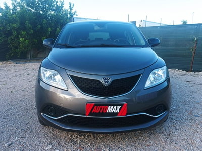 Lancia Ypsilon 1.2 69 CV 5 porte Silver usata