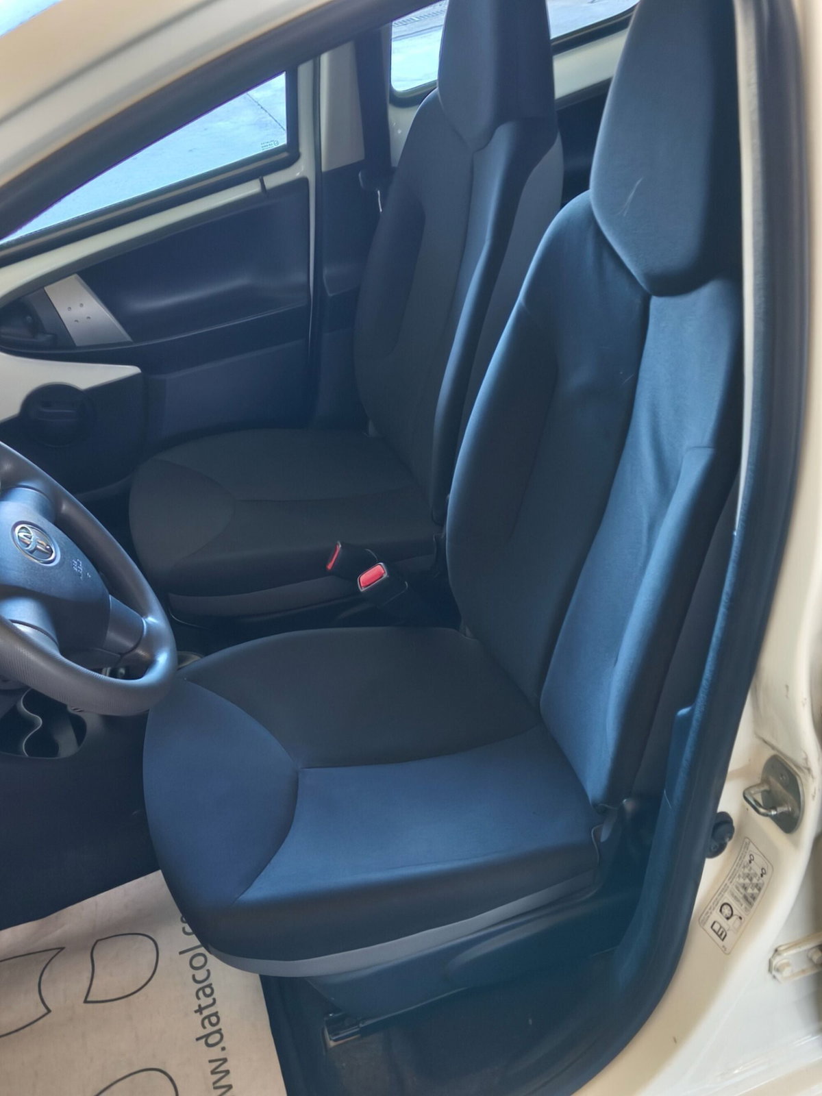 Toyota Aygo 1.0 12V VVT-i 5 porte Lounge Connect (15)