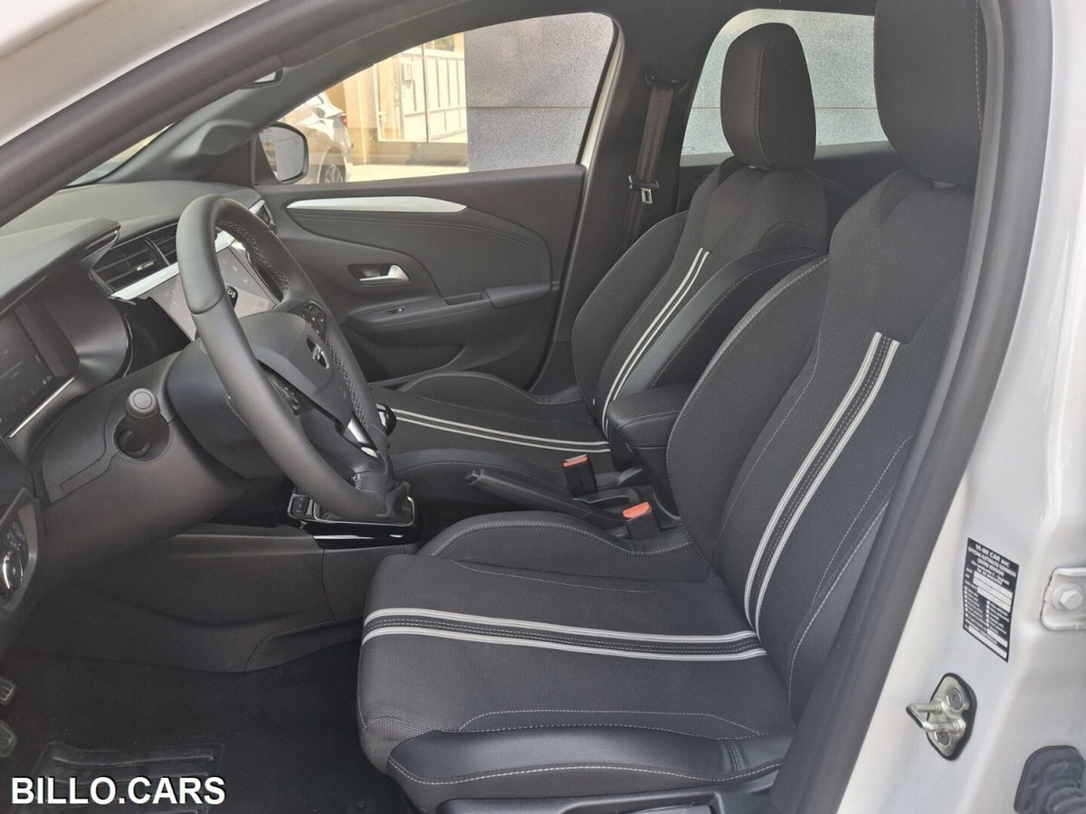 Opel Corsa 1.2 100 CV GS Line (7)