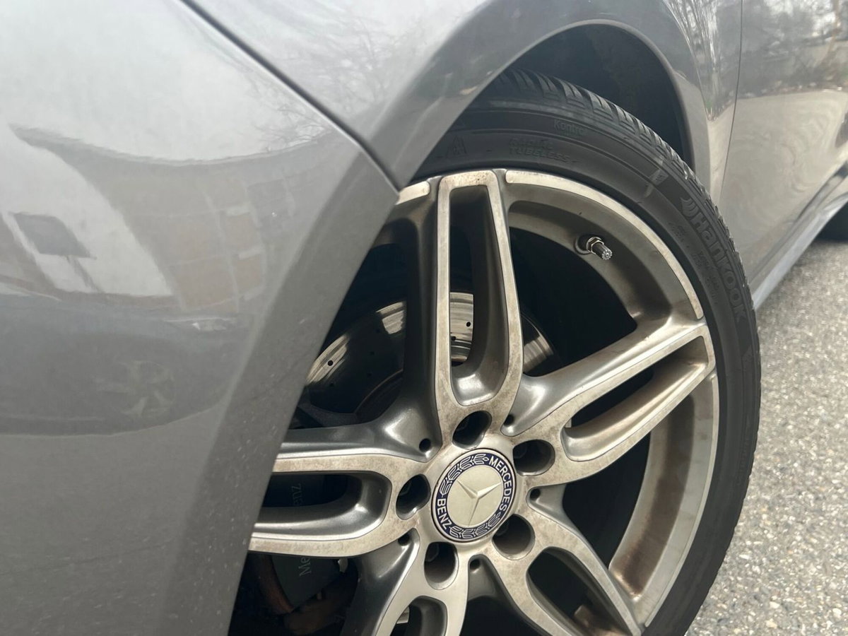 Mercedes-Benz CLA 200 d Premium (19)