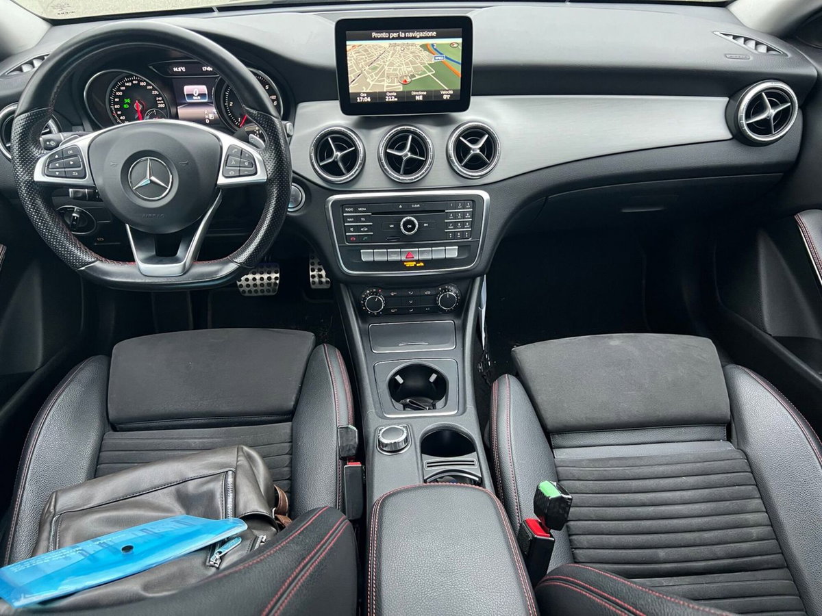 Mercedes-Benz CLA 200 d Premium (9)