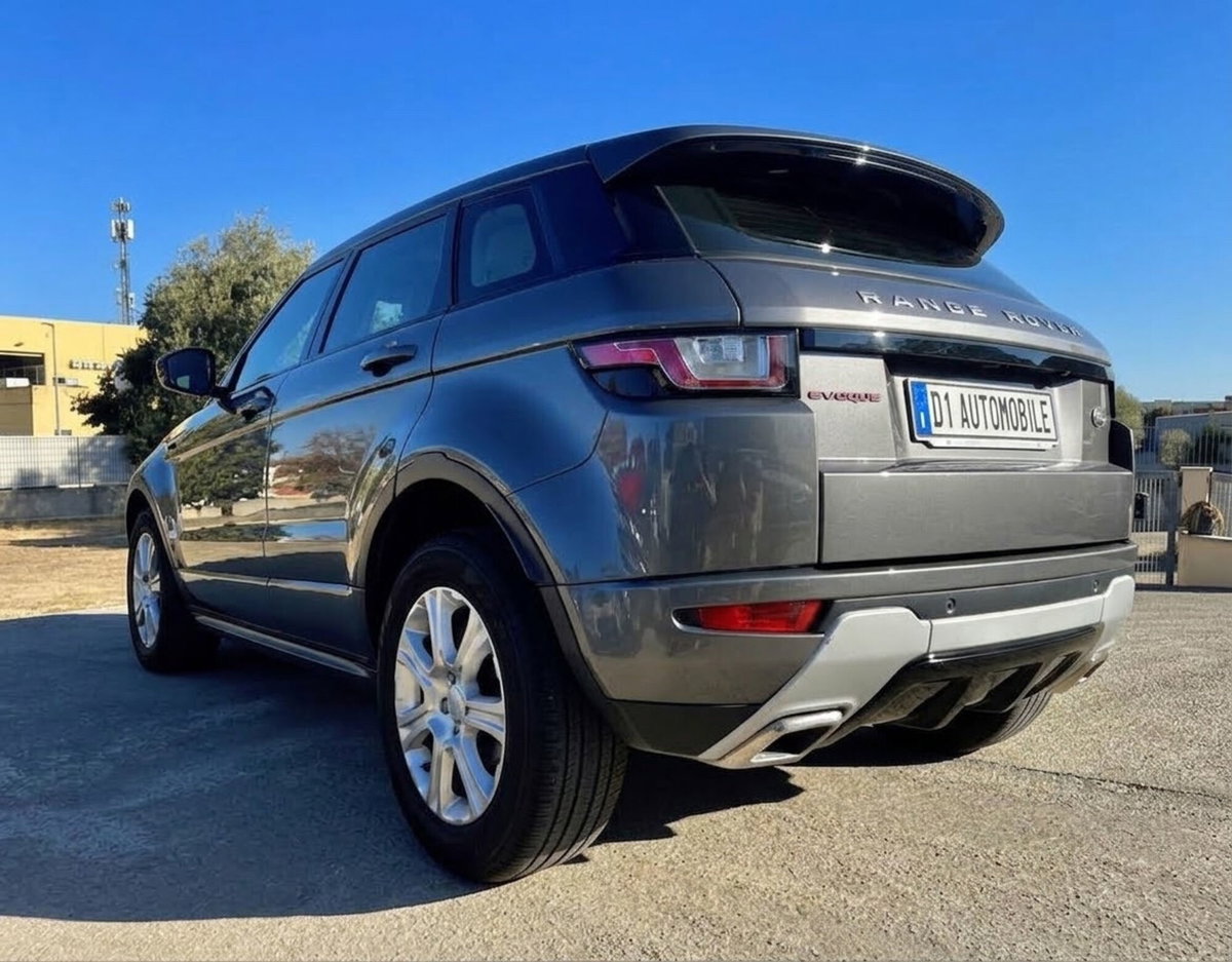 Land Rover Range Rover Evoque 2.0 TD4 150 CV 5p. SE Dynamic (9)
