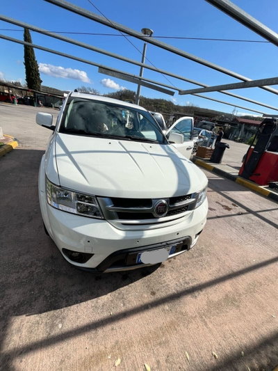 Fiat Freemont 2.0 Mjt 170 CV 4x4 Automatica Lounge (2)