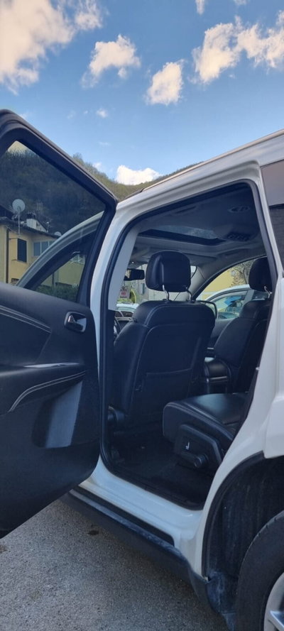 Fiat Freemont 2.0 Mjt 170 CV 4x4 Automatica Lounge (6)
