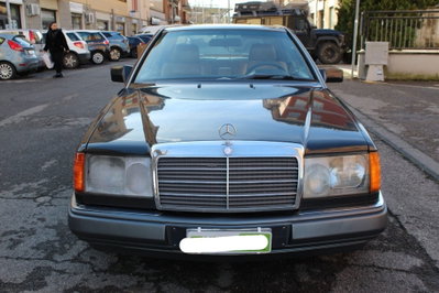 Mercedes-Benz 300 Cabrio 300 CE-24 cat Cabriolet (2)