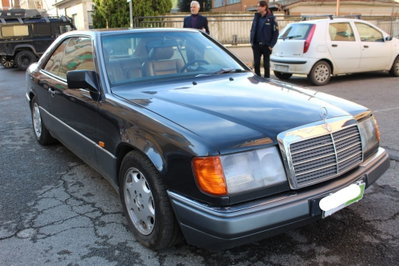 Mercedes-Benz 300 Cabrio 300 CE-24 cat Cabriolet (3)