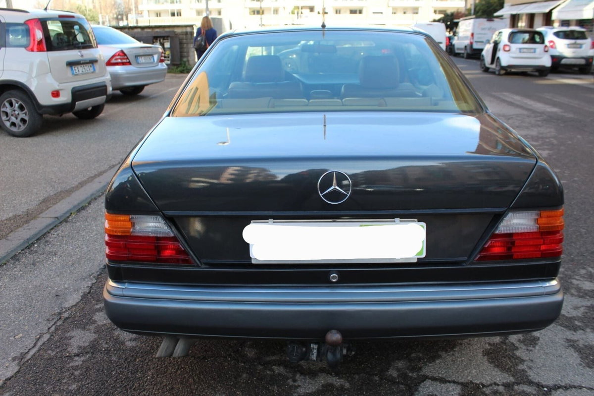 Mercedes-Benz 300 Cabrio 300 CE-24 cat Cabriolet (6)