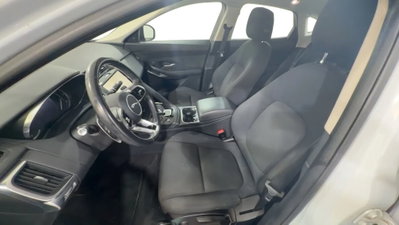 Jaguar E-Pace 2.0D I4 163 CV AWD Auto (13)