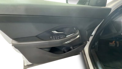 Jaguar E-Pace 2.0D I4 163 CV AWD Auto (5)