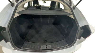 Jaguar E-Pace 2.0D I4 163 CV AWD Auto (9)