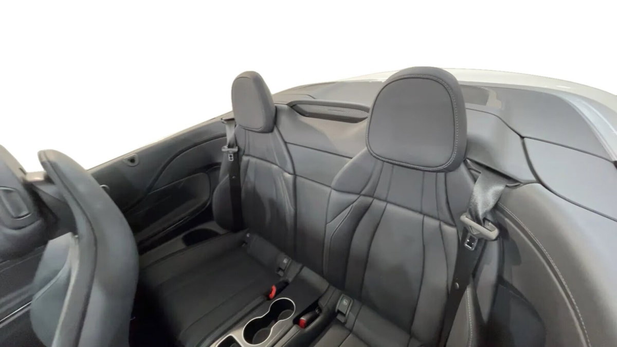 Mercedes-Benz CLE Cabrio 220 d AMG Line Advanced Lifestyle Edition auto (14)