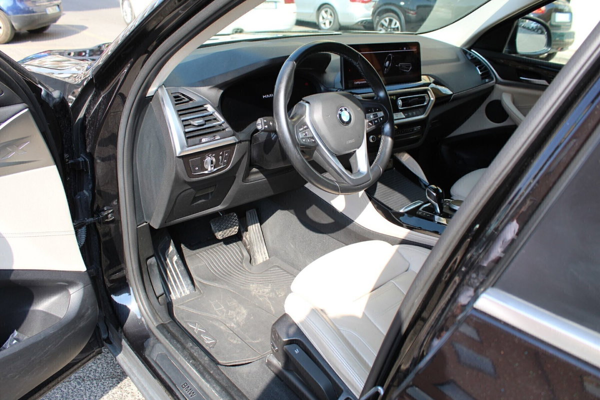 BMW X4 xDrive30d 48V 249CV (11)
